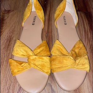 Soft yellow sandals torrid